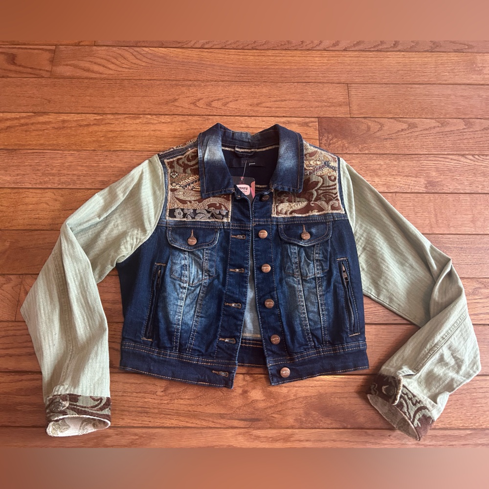 Whimsigoth tapestry patchwork denim jacket - Picture 12 of 15